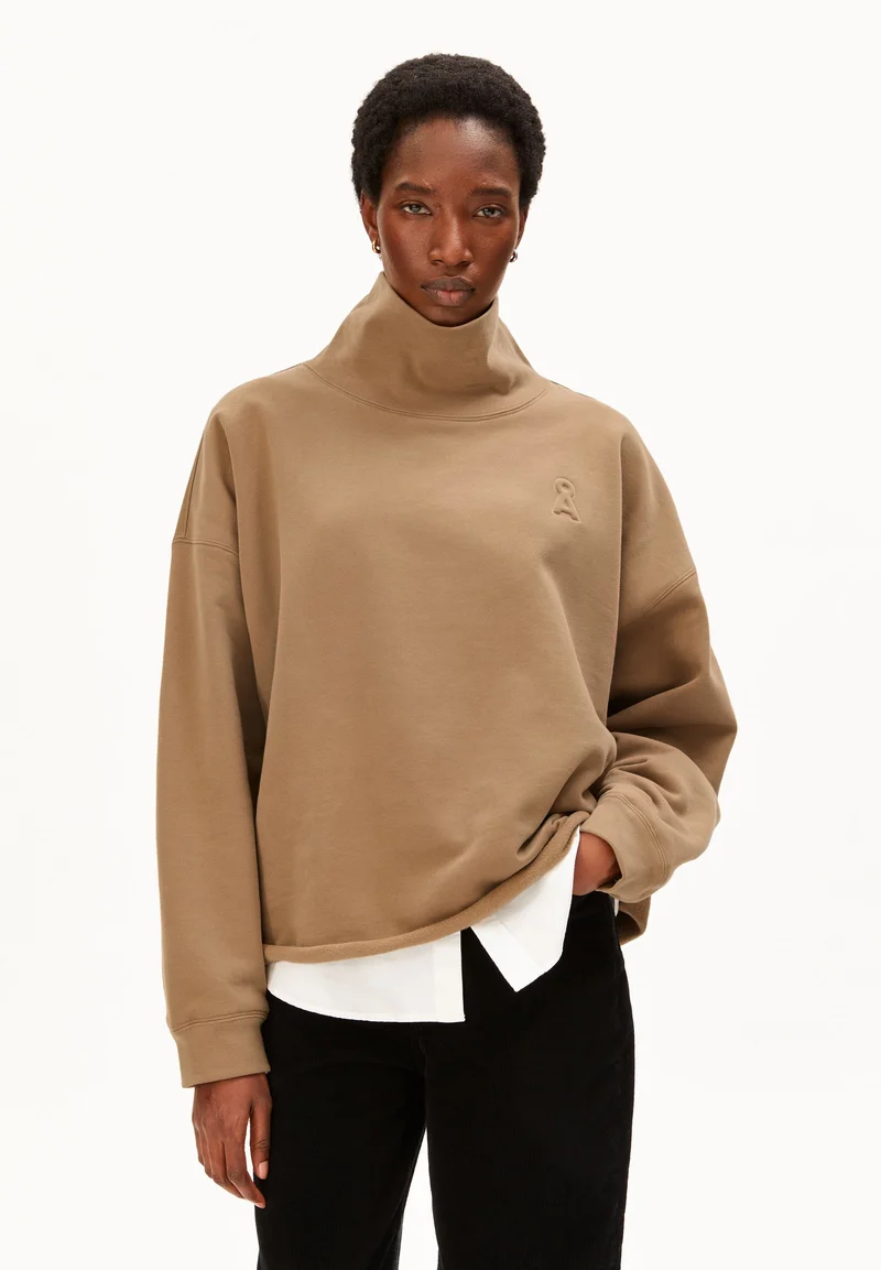 ICONIC Å SWEATSHIRT OPEN EDGE TRICHTERKRAGEN