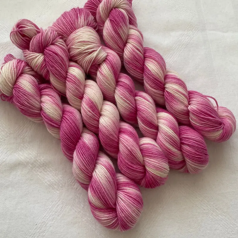 Handgefärbte Sockenwolle 4-fach./ 50 g.