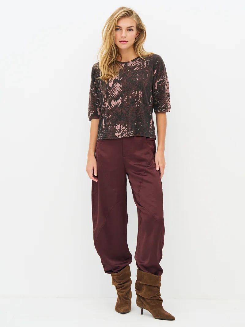 ENOLA T-Shirt - Rose Snake