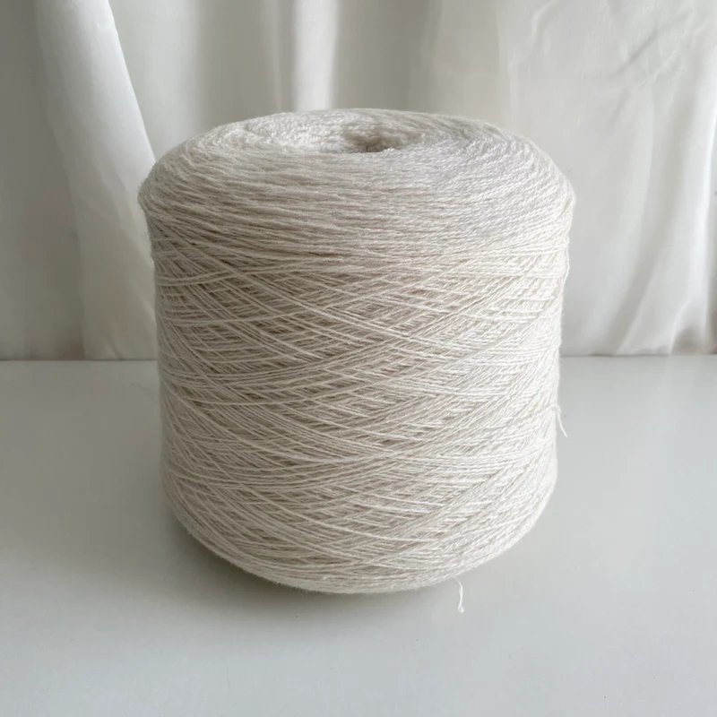 Konenwolle Merino mit Kaschmir / Italy