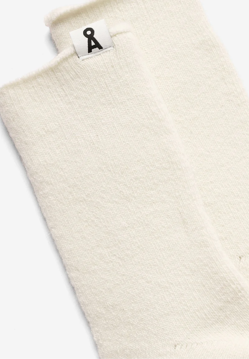 RECYCELTE WOLLE SOCKEN | oatmilk