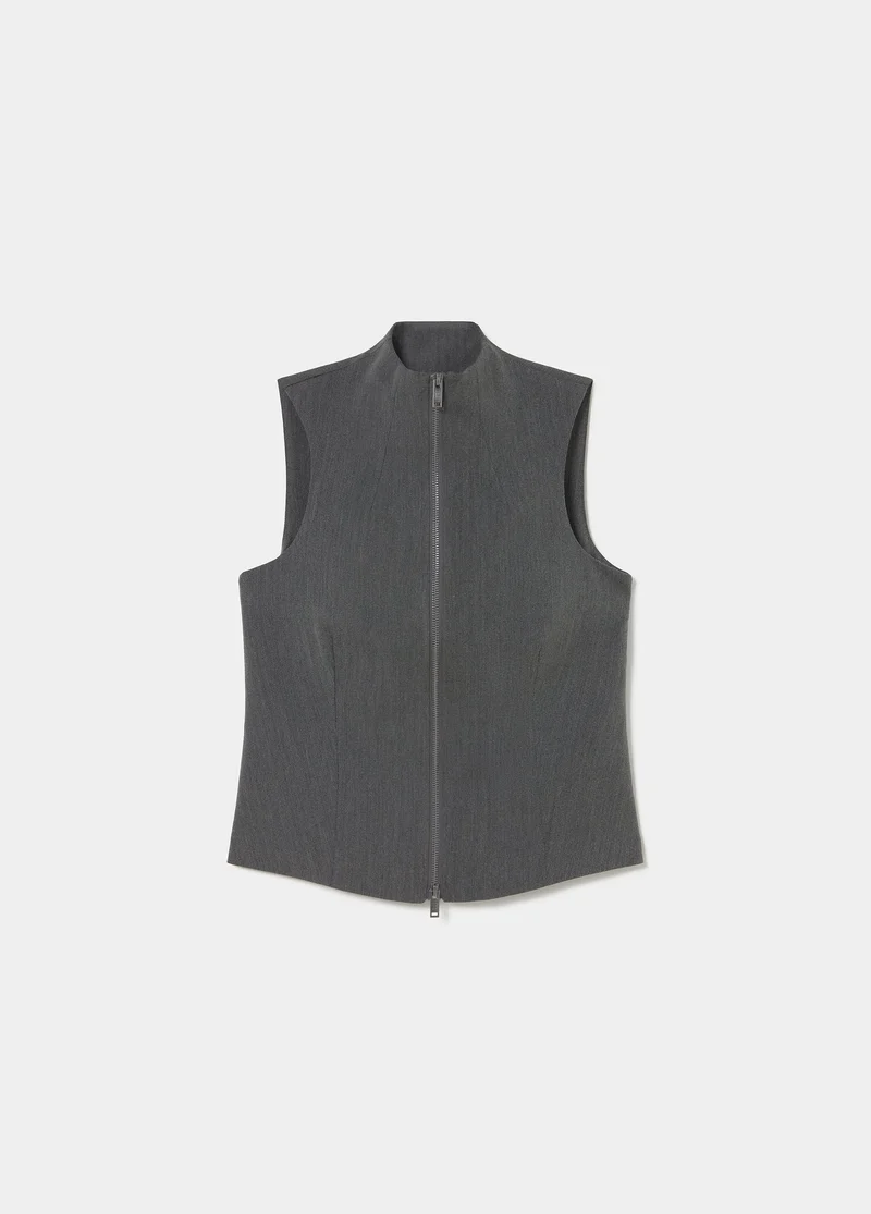 Top with zipper detail