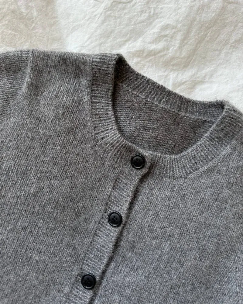 Strickanleitung Maggie Cardigan, PetiteKnit