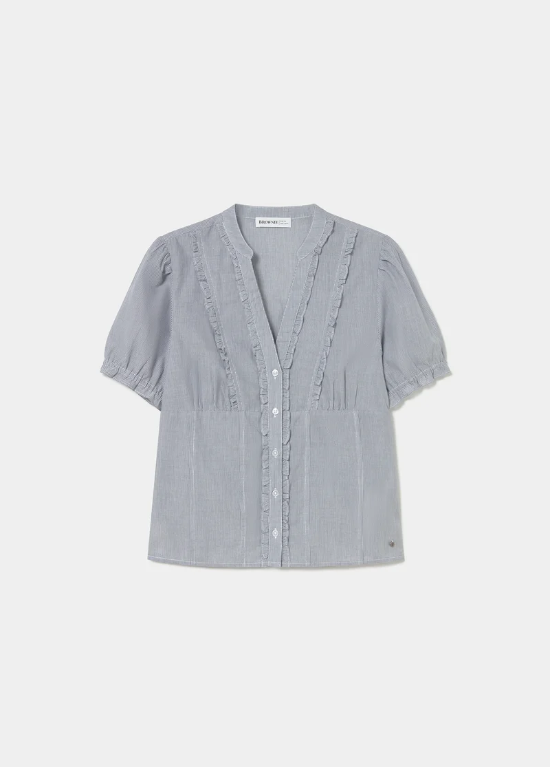 Short-sleeve striped blouse