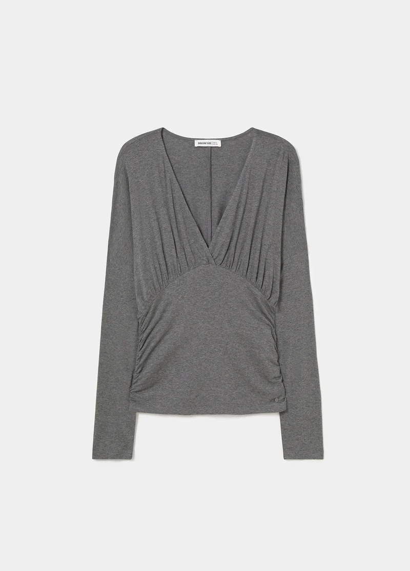 Fitted waist-neckline T-shirt