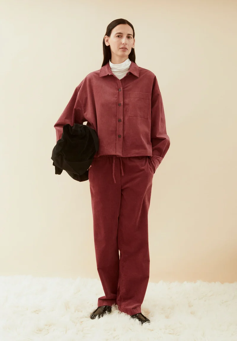NALAANI CORD-BLUSE | velvet ember