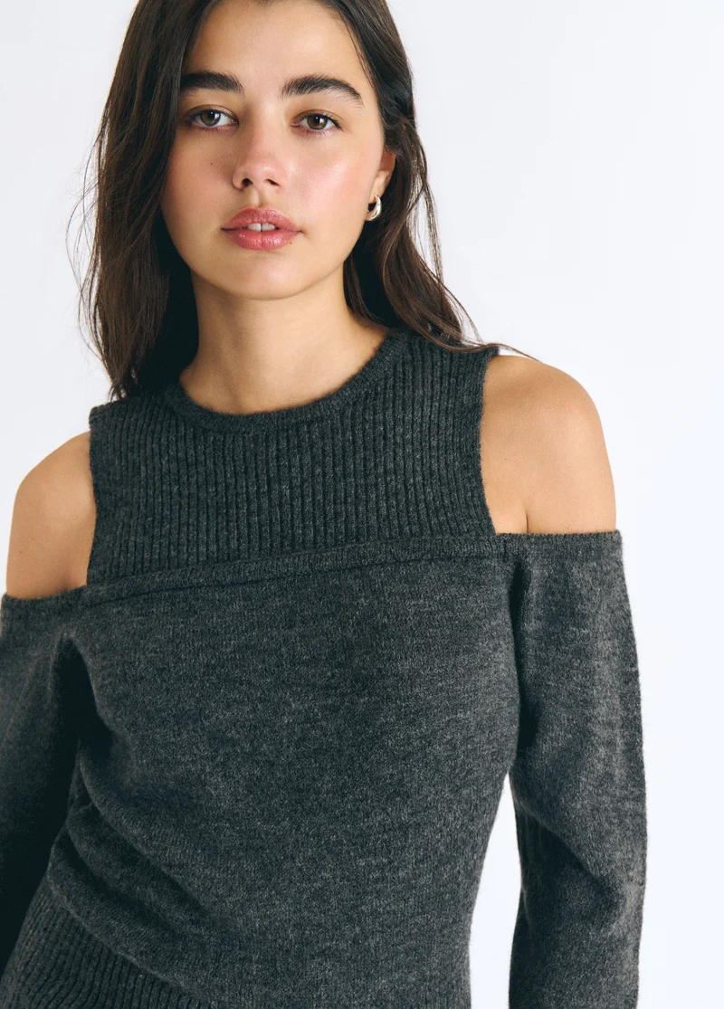 Jumper with cutout shoulders