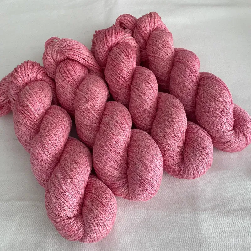 Handgefärbte Merinowolle mit Seide und Leinen/ 100 g