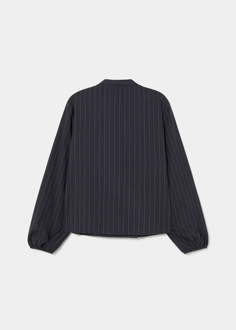 Puffy striped blouse