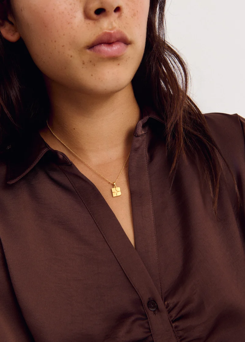 Brownie pendant necklace