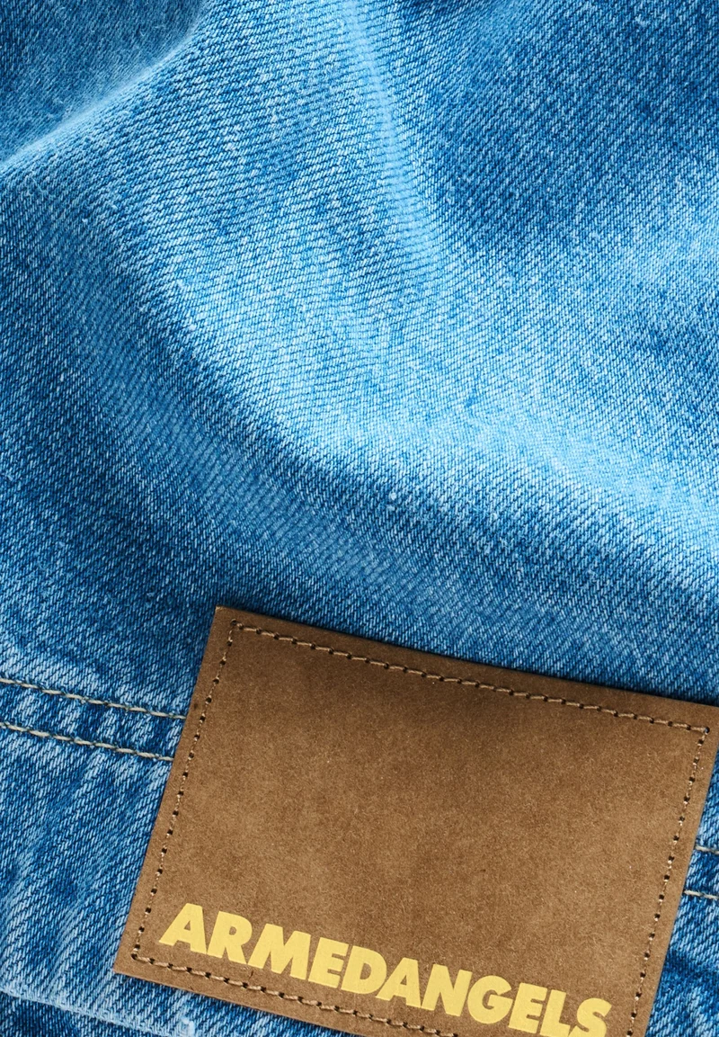 KRAGENLOSE JEANSJACKE | aero