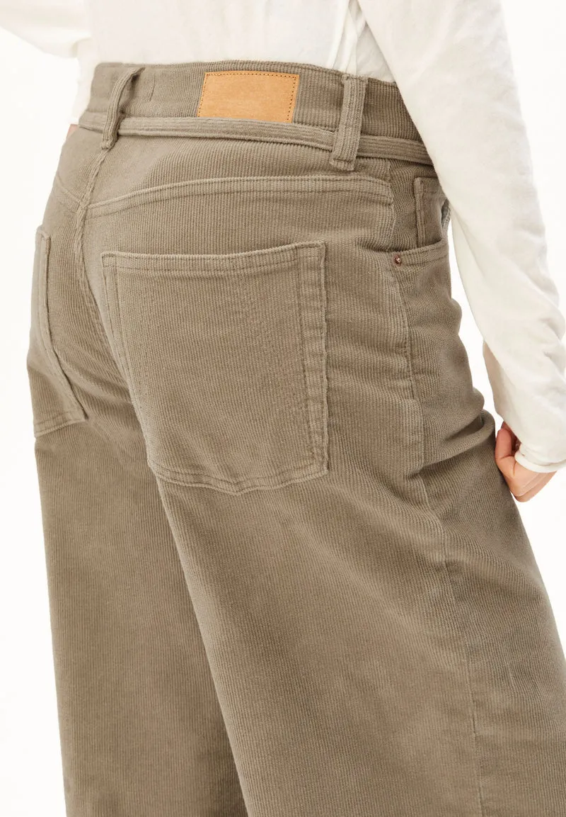 ASTRAEAAS MID WAIST CORDHOSE | light sage