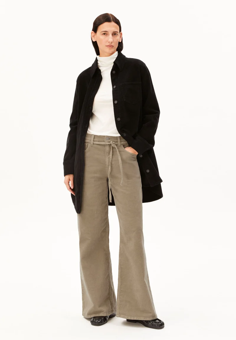 ASTRAEAAS MID WAIST CORDHOSE | light sage