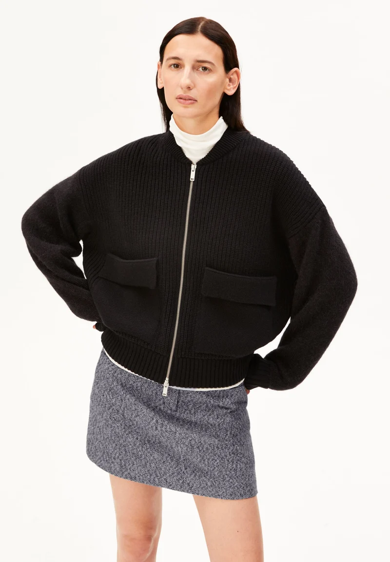 ALPAKA-MIX STRICKJACKE