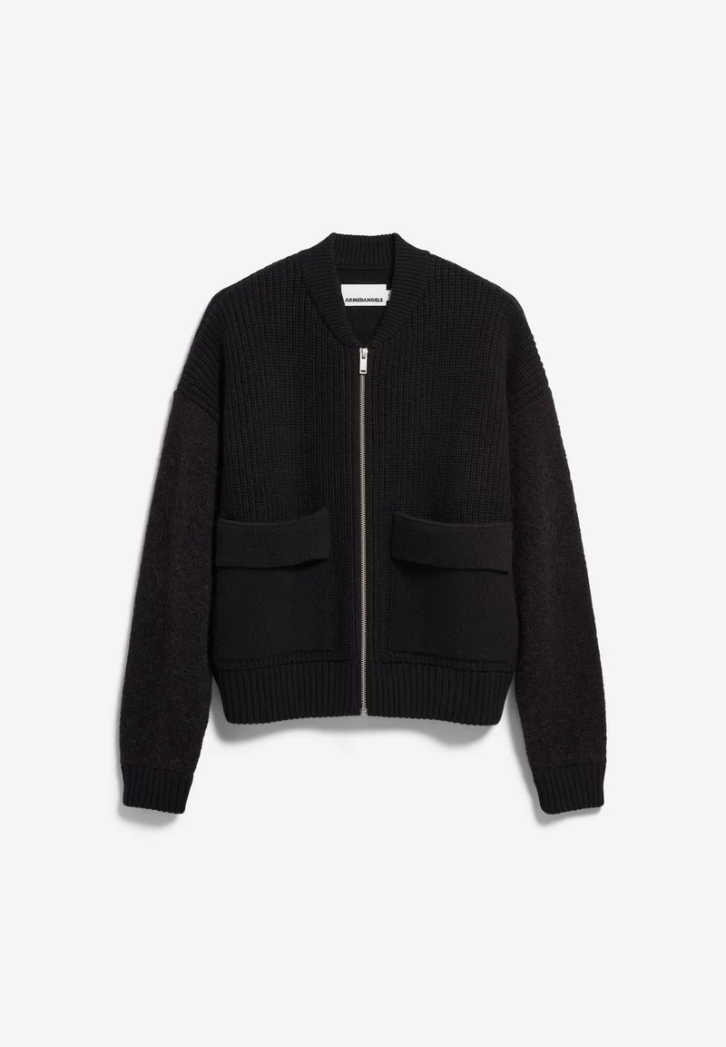 ALPAKA-MIX STRICKJACKE | black