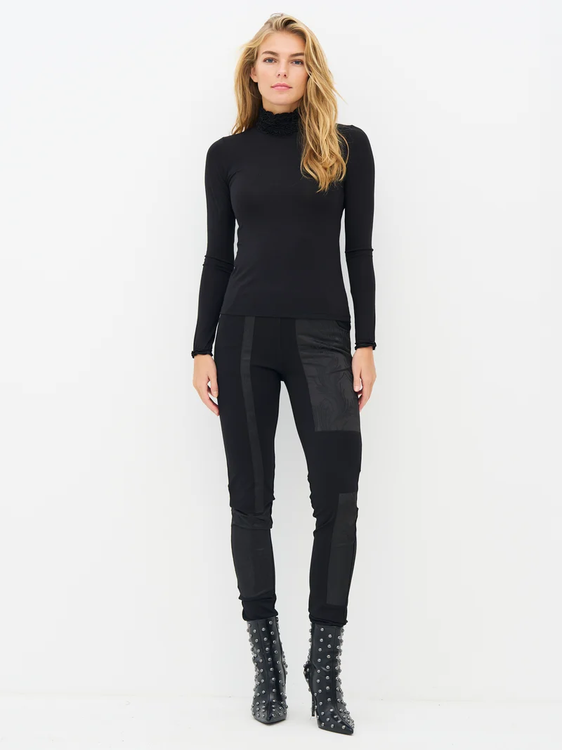ADELE Rollkragen T-Shirt - Schwarz