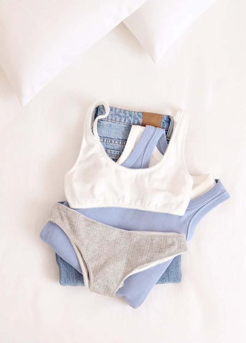 2 Briefs and Top Pack