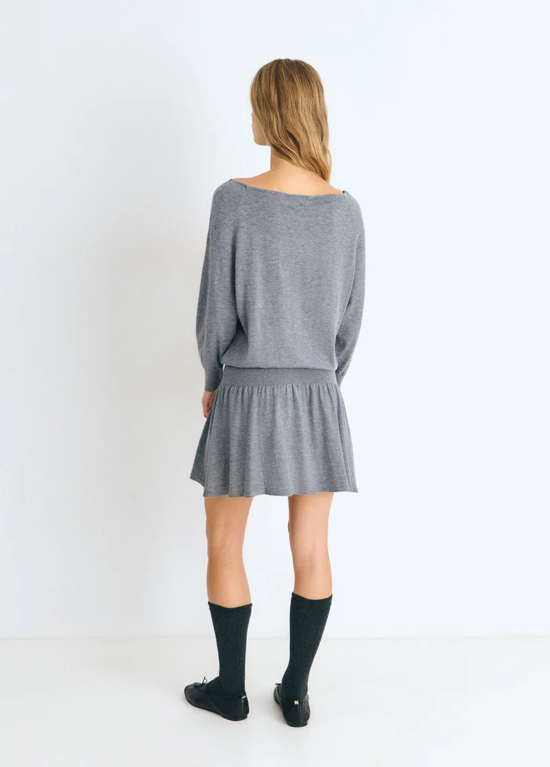 Open-neck dress