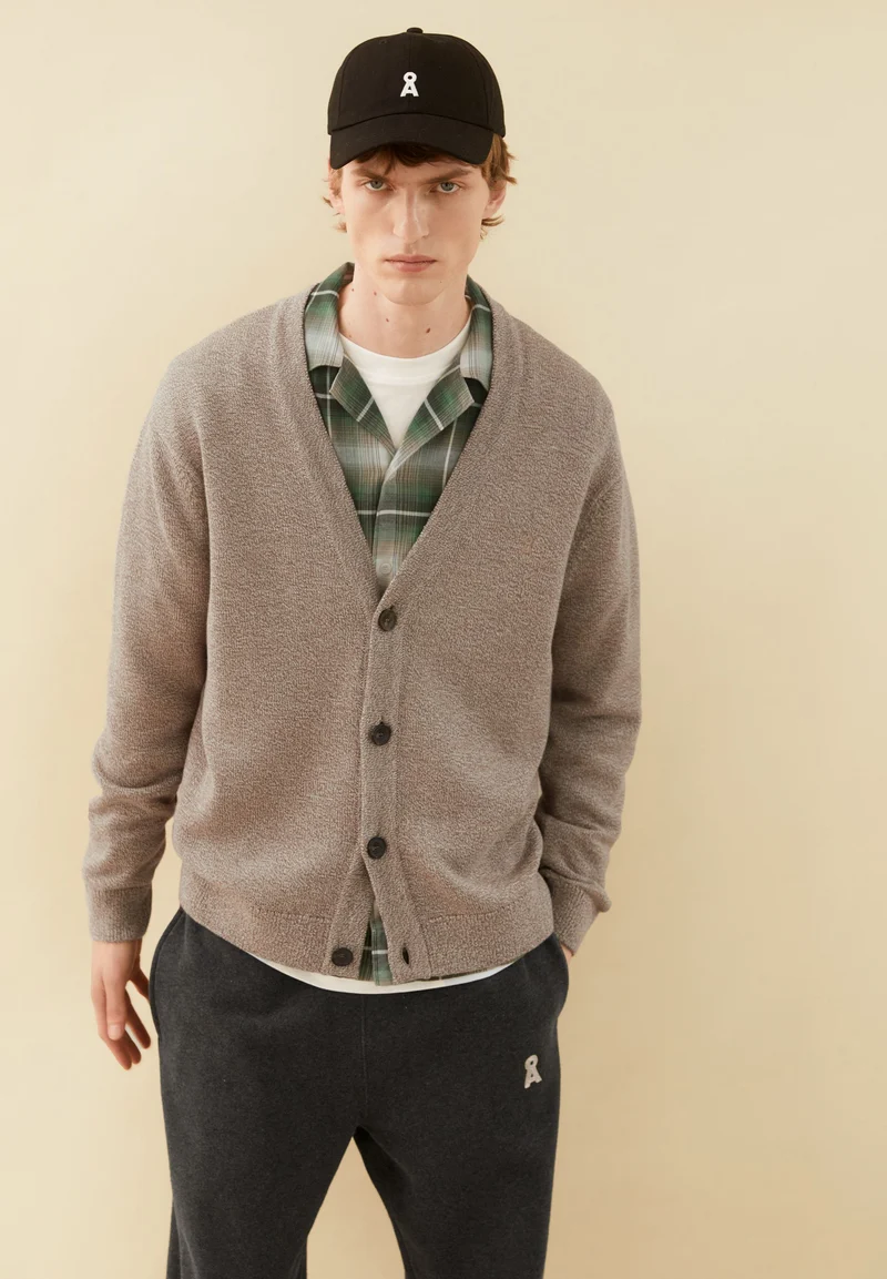 MOULINÉ-STRICKJACKE | amberwood-oatmilk