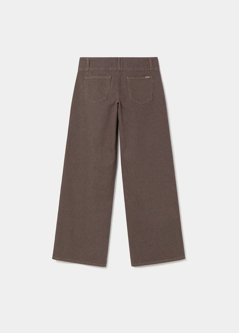 Wide-waist trousers
