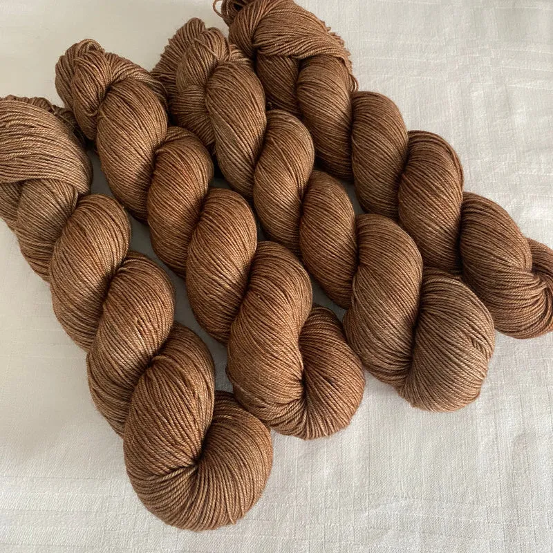 Handgefärbte Schurwolle (Merino)mit Yak /Sockenwolle (Luxus)