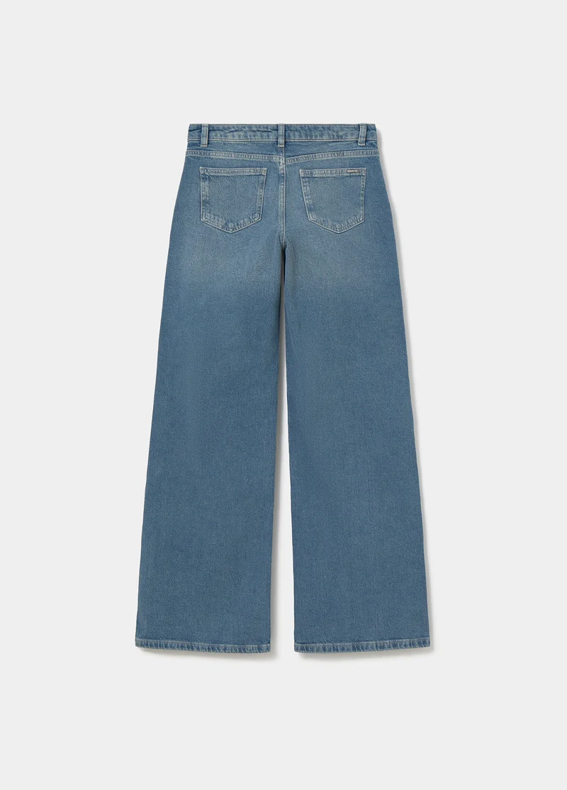 Embroidered front-pocket jeans