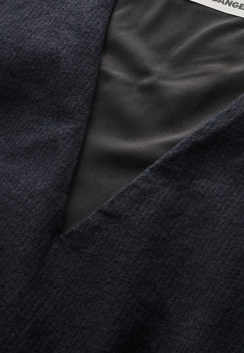 PINAAFO HERRINGBONE KLEID | dark steel-black