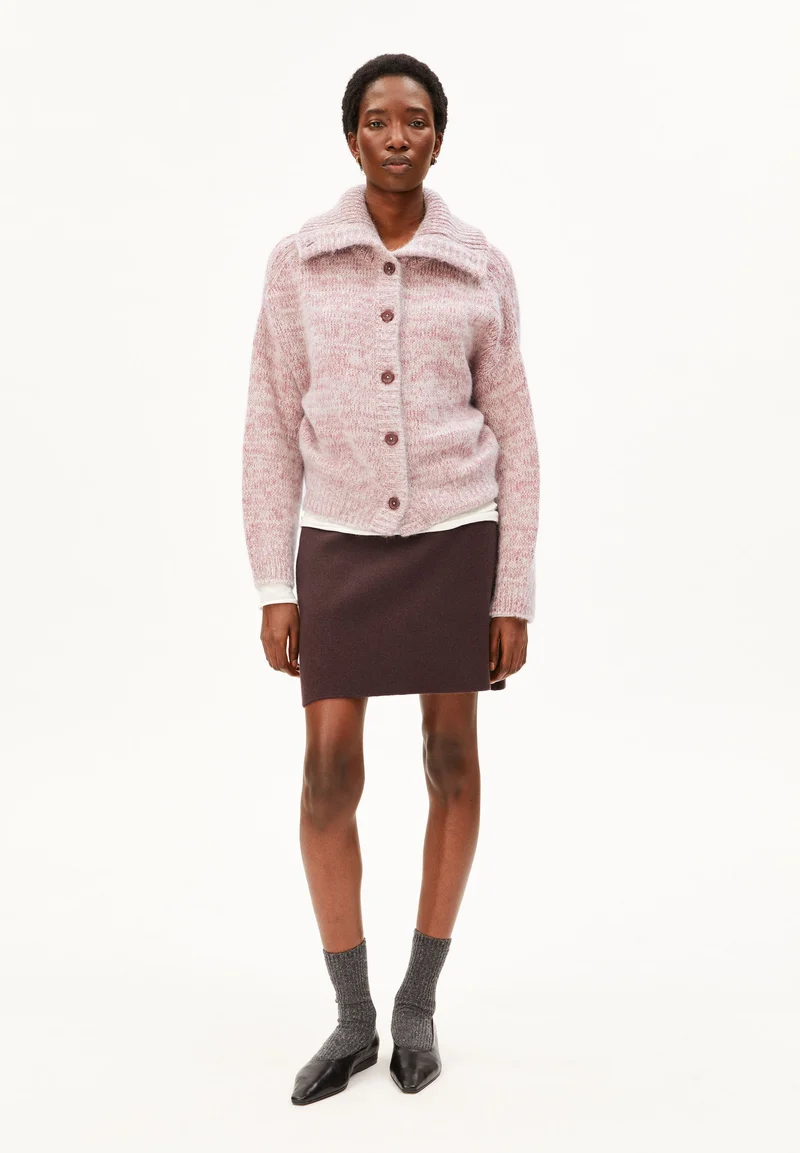 MOULINÉ BRUSHED STRICKJACKE | velvet ember-oatmilk