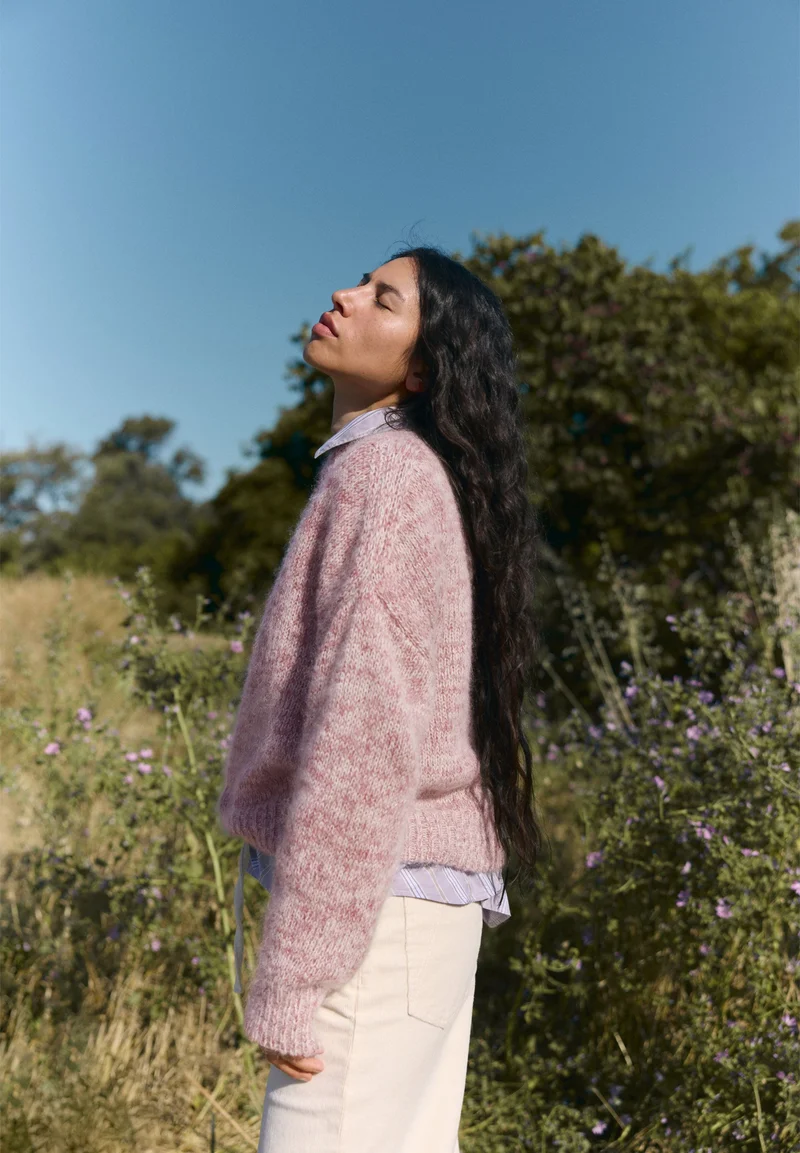 MOULINÉ BRUSHED STRICKPULLOVER | velvet ember-oatmilk