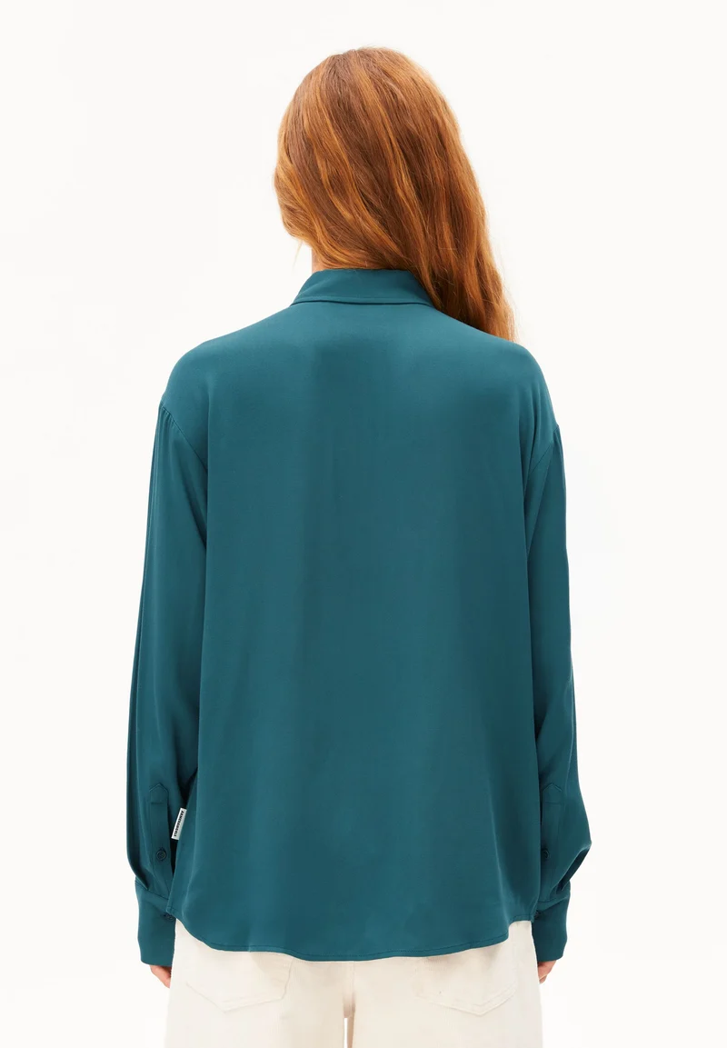 LARISAANA LANGARMBLUSE | petrol velvet