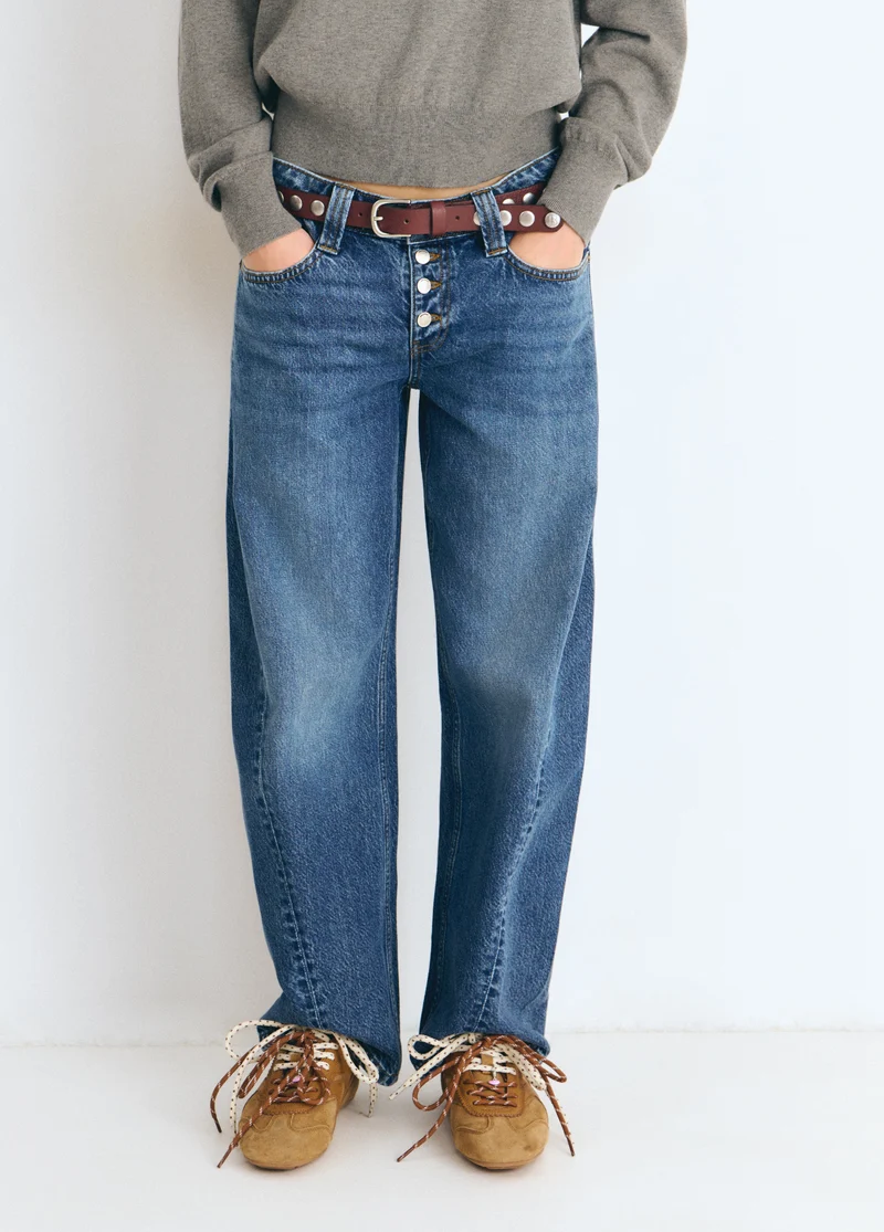 Barrel-leg trousers