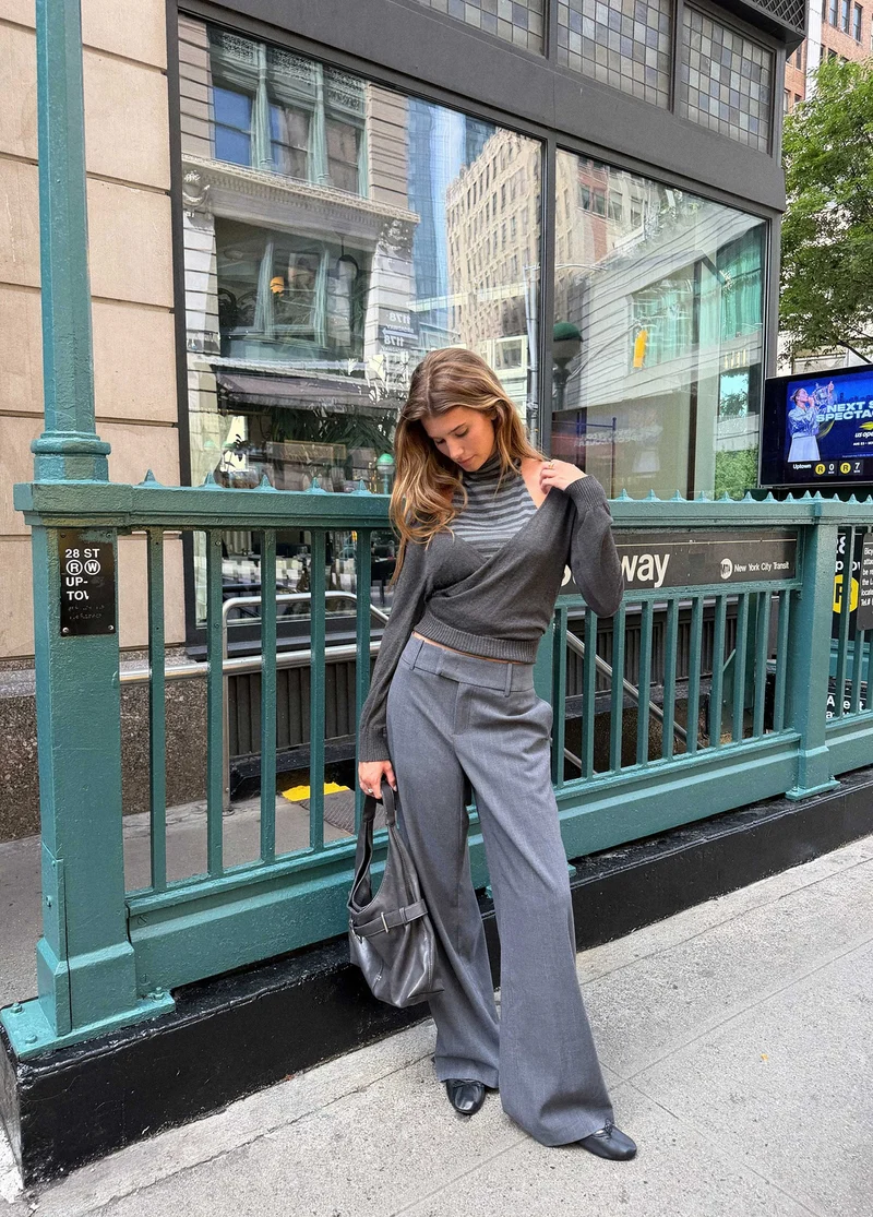 Wide-leg trousers