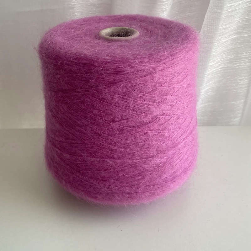 Konenwolle Kidmohair mit Merinowolle / IGEA Spa Italy.