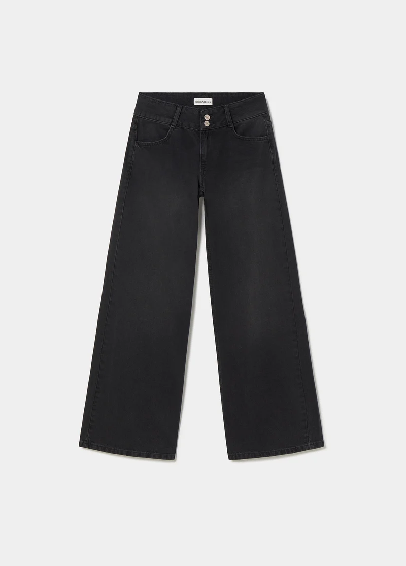 Wide-waist jeans
