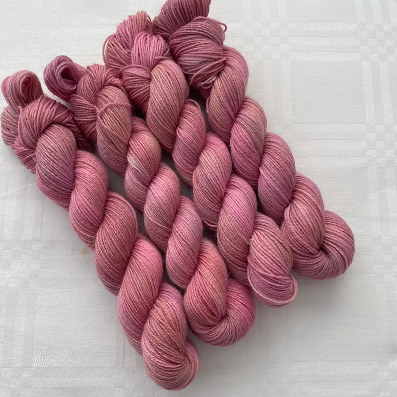 Handgefärbte Sockenwolle 4-fach./ 50 g.