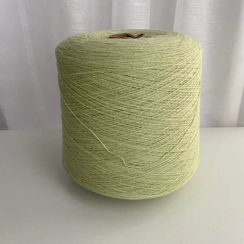 Konenwolle Merino mit Kaschmir / Italy