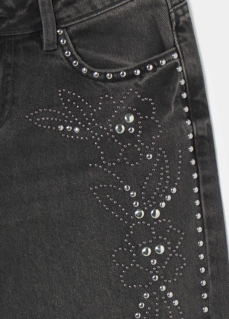 Low-rise jeans with floral studs