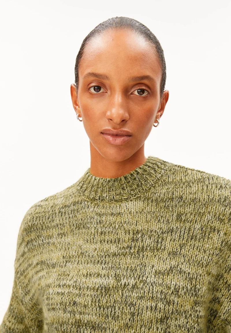 MOULINÉ BRUSHED STRICKPULLOVER | oatmilk