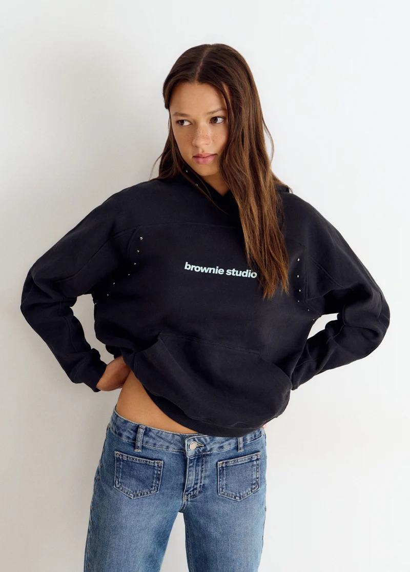 Hoodie with studs