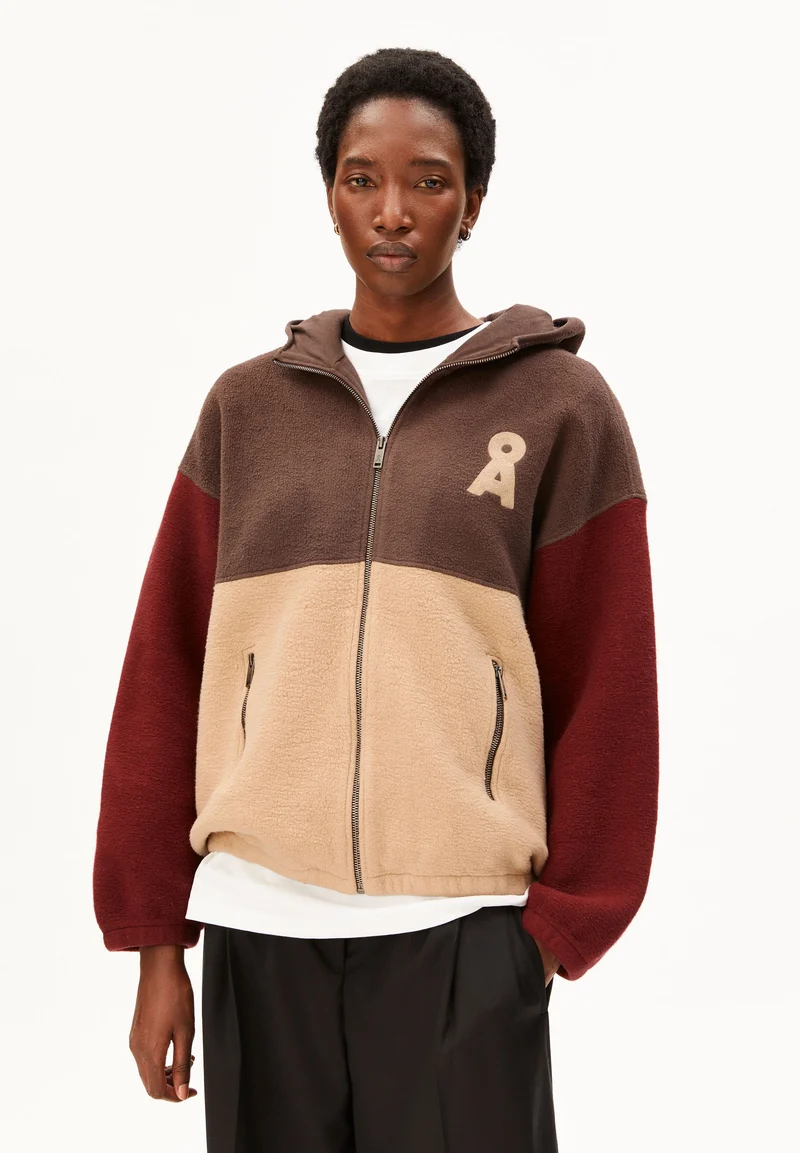 BAUMWOLL-FLEECE-KAPUZENJACKE | honey reed-claystone-velvet red