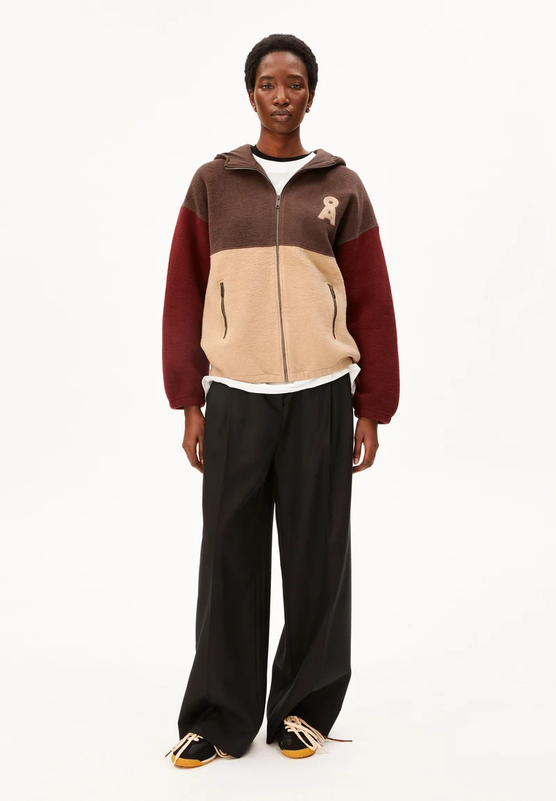BAUMWOLL-FLEECE-KAPUZENJACKE | honey reed-claystone-velvet red