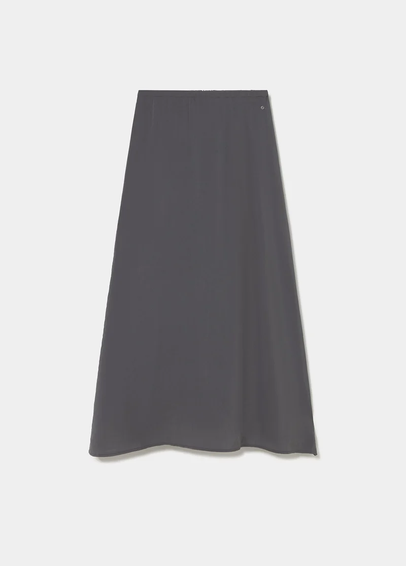 Long skirt made of cupro fabric