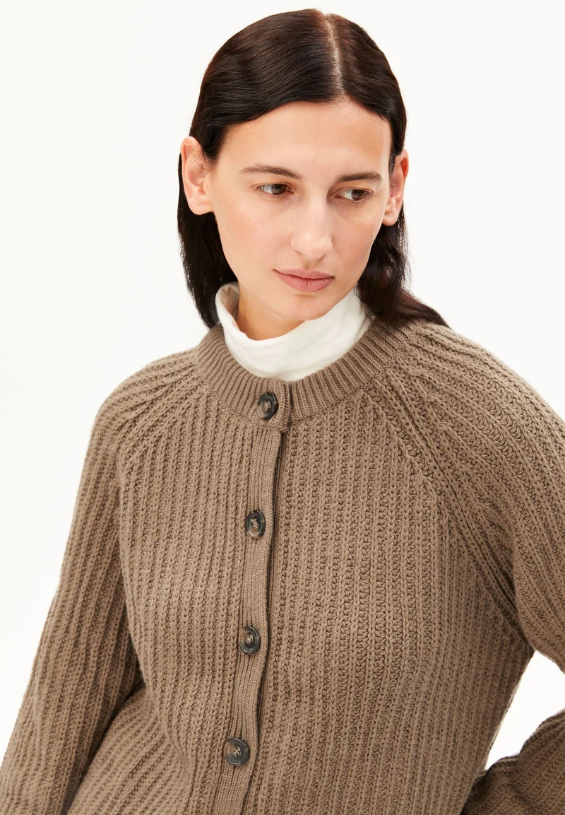RIPP-STRICKJACKE | amberwood