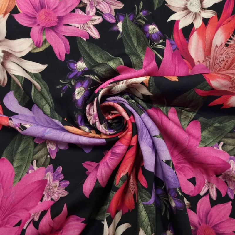 Viskosestoff mit Blumen pink 100 cm Reststück