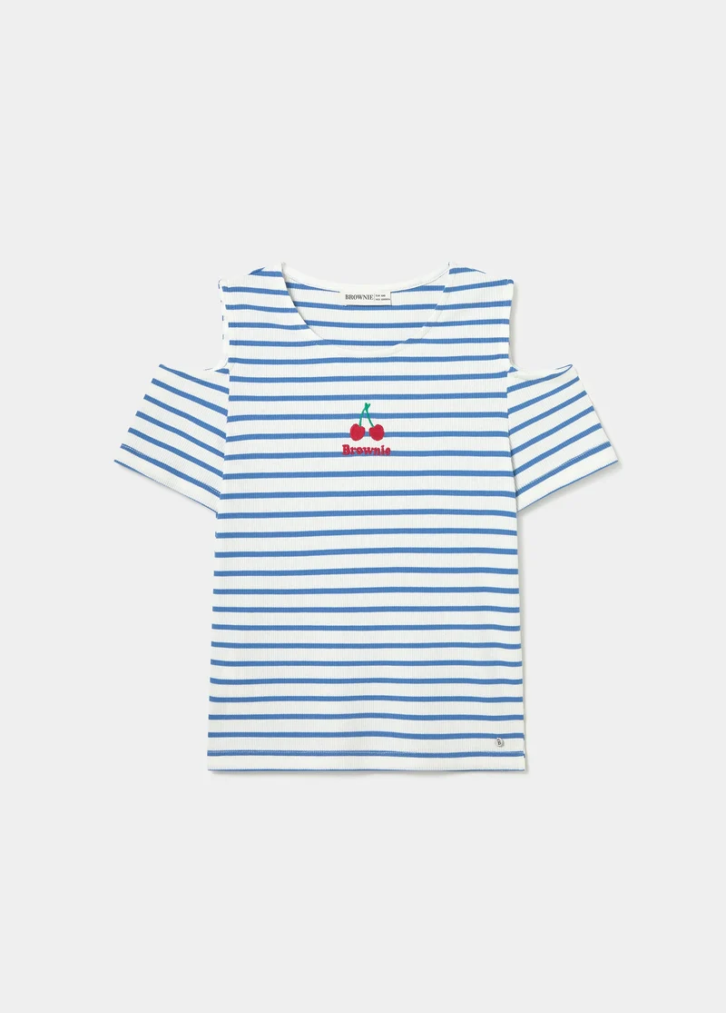 Cut-out shoulder t-shirt