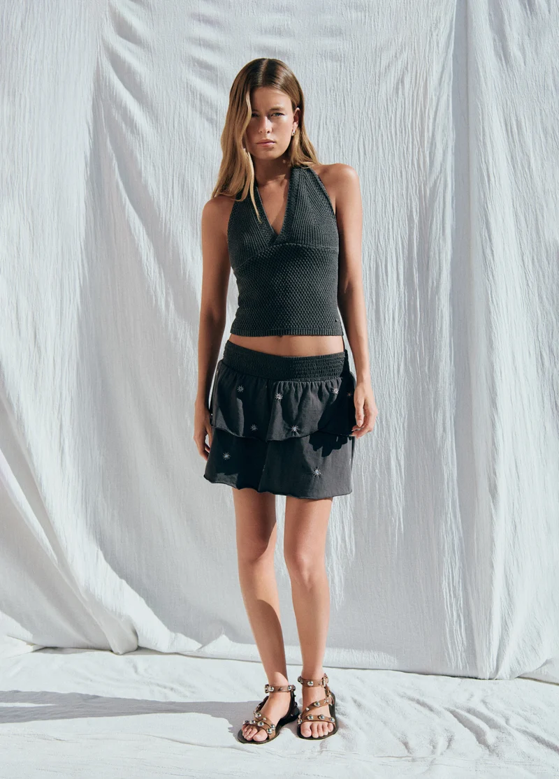 Smocked skirt with embroidery