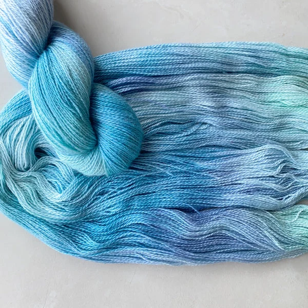 Lotusgarne seidig cashmere Fingerfarben, handbemalt