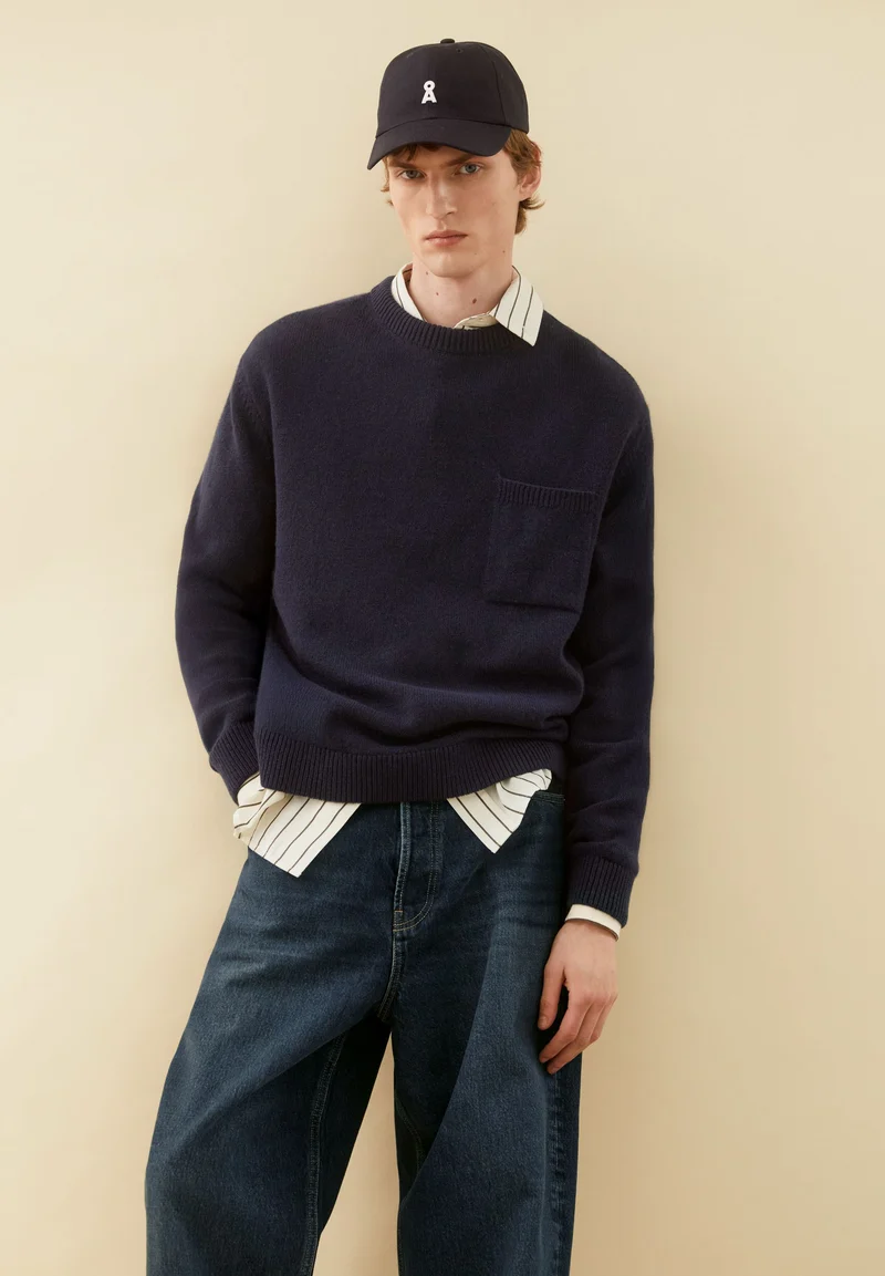 RECYCELTE WOLLE STRICKPULLOVER | tinted navy