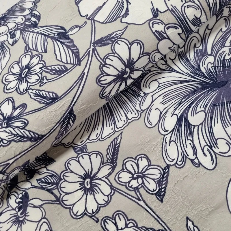 Baumwollstoff mit Blumenmuster und Stretch