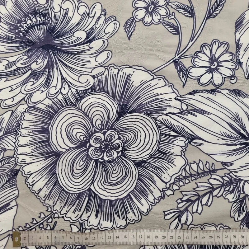 Baumwollstoff mit Blumenmuster und Stretch